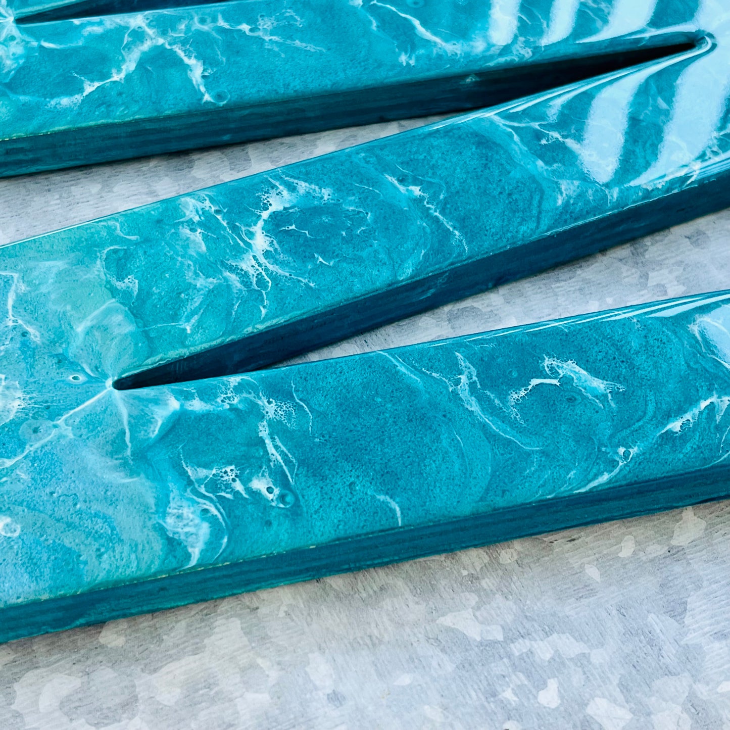 Personalized Resin Large Letter | Oversized Letter Wall | Beach Home Wall Name Letter | Starfish | Beach Theme Decor | Resin Art | Turtle - Nikkisstuffnthings